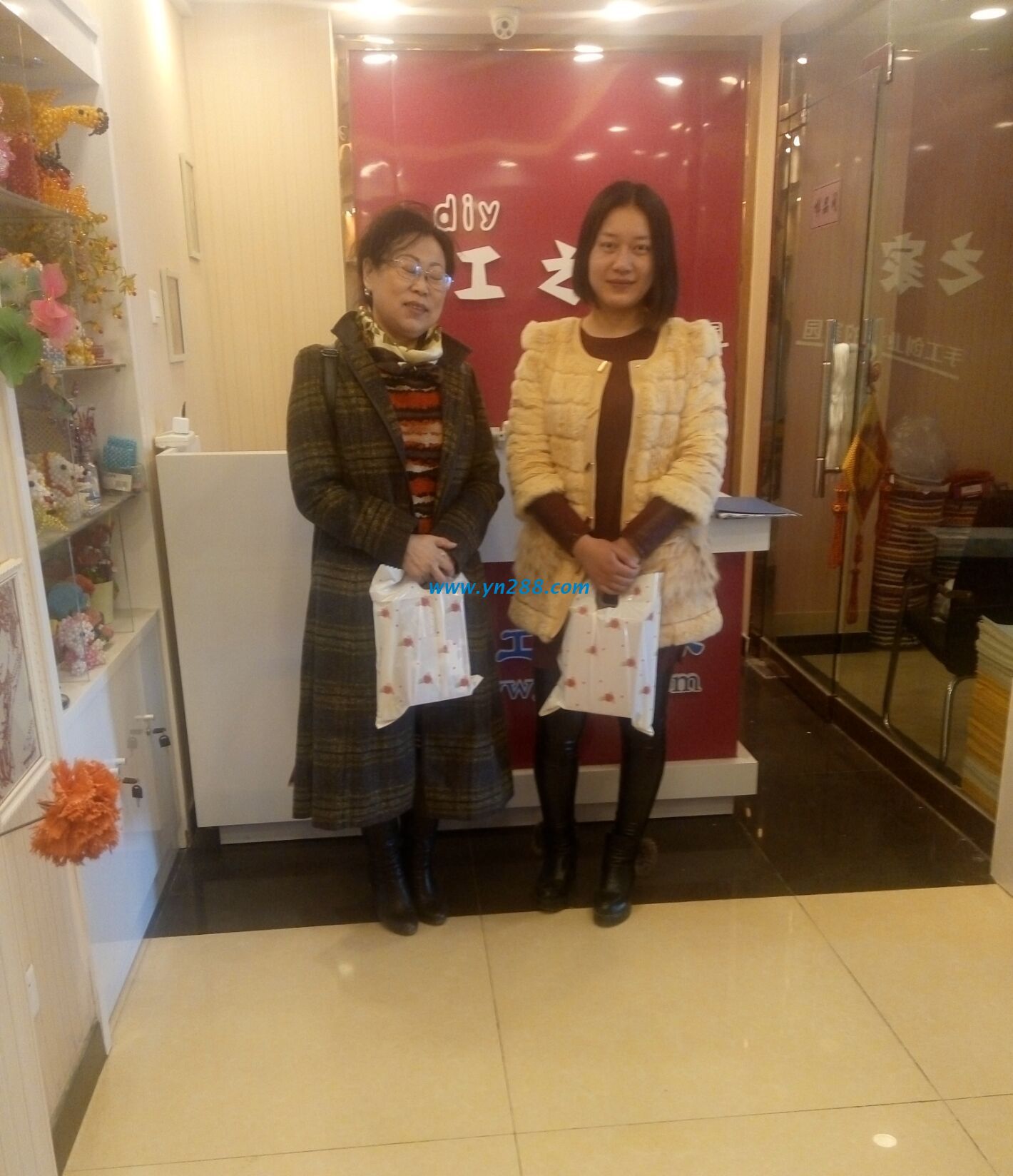 河南周口張女士與吉林松原劉女士相遇手工活之家，結(jié)下深厚友誼(圖1)