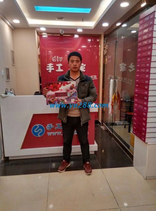 河南濮陽(yáng)尹先生親到手工活之家總部考察，找到正規(guī)可靠的手工活外發(fā)公司(圖1)