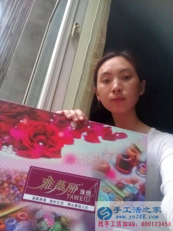 四川眉山黃女士找到正規(guī)手工活串珠繡，業(yè)余時間做手工活增加收入(圖1)