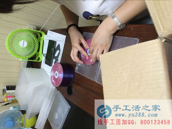 串珠繡受大眾追捧，賺錢的手工活
