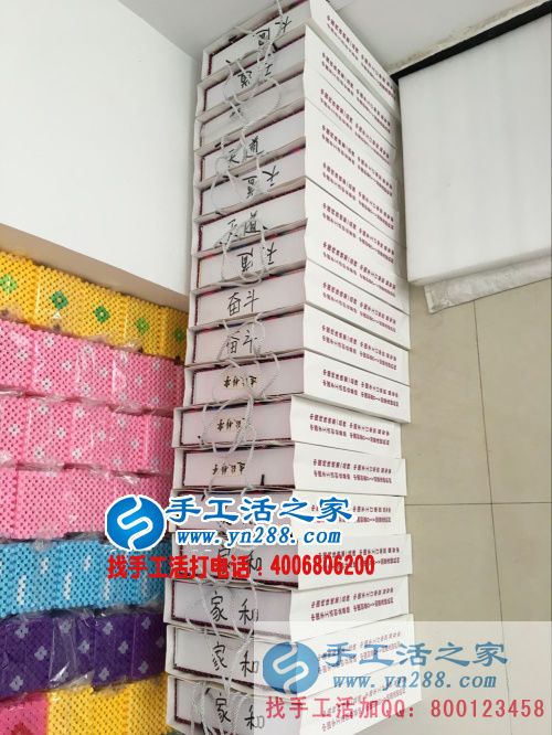  河南安陽(yáng)武女士業(yè)余做手工活“把零散時(shí)間換成錢(qián)”！