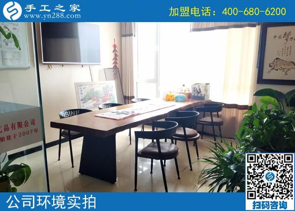 10月4日，為什么這個(gè)手工活外發(fā)加工廠家會(huì)連續(xù)三年受到CCTV的跟蹤專訪報(bào)道？手工之家接待考察加工客戶剪影