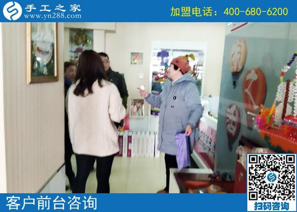 上什么班也不耽誤，隨時(shí)都能掙錢，這樣可以寄到家做的手工活在哪里？浙江紹興錢女士告訴大家