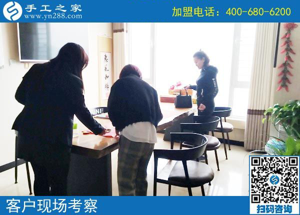 3月8日，正規(guī)手工活外發(fā)加工廠家就是這個樣子。手工之家接待考察加工客戶剪影
