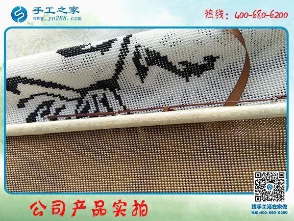工作與家里事兒一點(diǎn)不耽誤，重慶隆女士在家做手工活掙錢(qián)，兩相兼顧