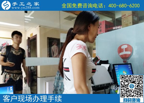 還會(huì)做這個(gè)選擇，湖北荊州王女士找到可以帶回家做的手工活掙錢好方法