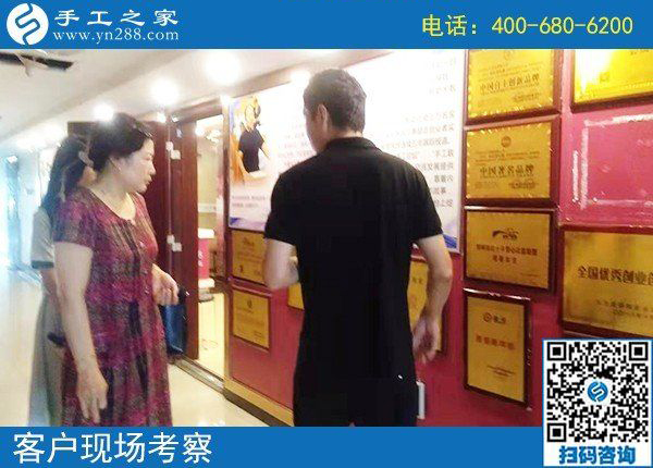 8月19日，能掙錢(qián)的手工活是珠繡負(fù)責(zé)回收的手工活，手工之家接待考察加工客戶剪影