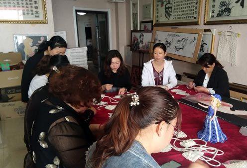 勵(lì)志珠珠繡創(chuàng)始人郝磊受邀參加2019APEC工商領(lǐng)導(dǎo)人峰會(huì)?。?！