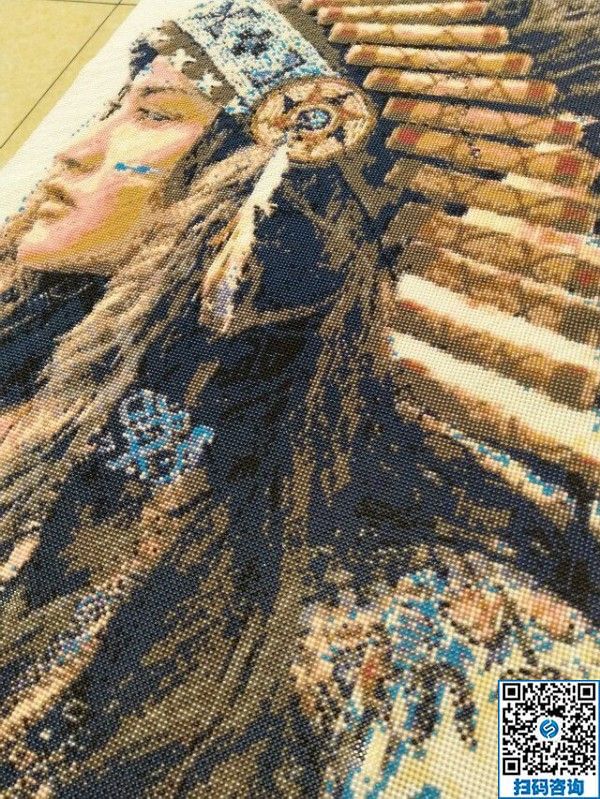 在家做手工活掙錢，四川一農(nóng)婦靠雙手改善生活(圖1)