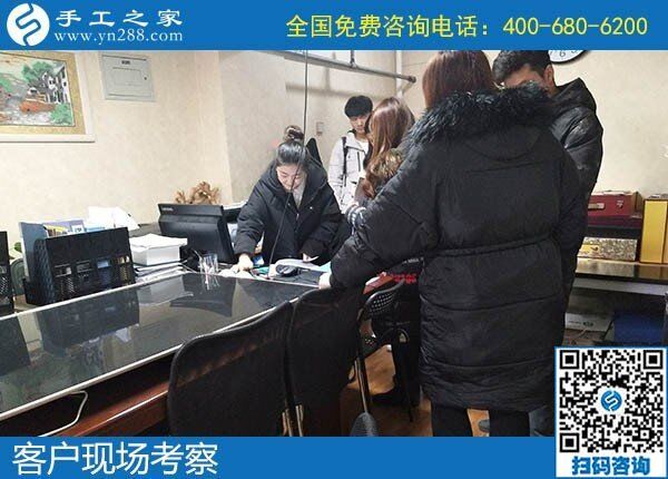 留守婦女在家做的手工活，坐在一起說說笑笑把錢掙！(圖1)