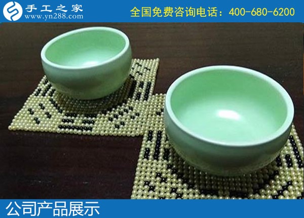 12月25日，靠譜的純手工活外發(fā)加工，在家做手工活賺錢，就是珠繡外發(fā)手工活，手工之家勵志珠串珠純手工產(chǎn)品展示