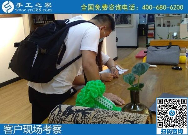 7月3日，58同城手工活外發(fā)加工，找到可以拿回家做的手工活選勵志珠珠繡。手工之家接待考察合作加工客戶剪影