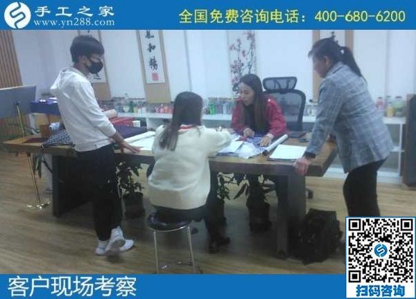 10月3日，手工活外發(fā)回收，這個可以寄到家做的手工活讓人安心在家掙錢，手工之家接待考察合作加工客戶剪影