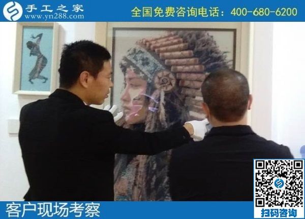 10月22日，純手工活外發(fā)加工項目受歡迎，這里的珠繡手工活是可以寄到家做的手工活，手工之家接待考察加工客戶剪影