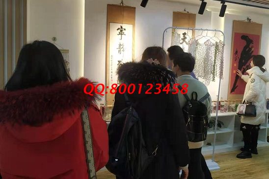 3月7日，拿回家做的手工活，想接正規(guī)廠家的手工活，就選勵(lì)志珠珠繡，手工之家接待考察合作加工客戶剪影