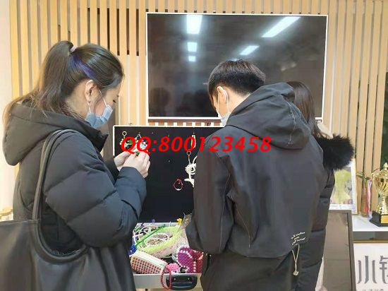 3月7日，拿回家做的手工活，想接正規(guī)廠家的手工活，就選勵(lì)志珠珠繡，手工之家接待考察合作加工客戶剪影