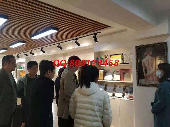 3月17日，做手工活掙錢，這里的外發(fā)手工活讓很多人實現(xiàn)了居家就業(yè)創(chuàng)業(yè)，手工之家接待考察加工客戶剪影