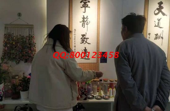 4月15日，拿回家做的手工活，非遺項(xiàng)目勵(lì)志珠珠繡加工項(xiàng)目，就業(yè)創(chuàng)業(yè)都很適合。手工之家接待考察合作加工客戶剪影