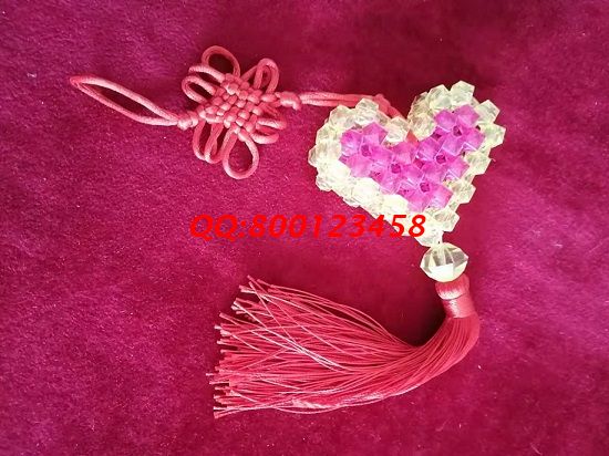 4月29日，純手工活外發(fā)加工，簡單好做、負(fù)責(zé)回收，手工之家是個好選擇，勵志珠珠繡串珠小飾品實(shí)拍