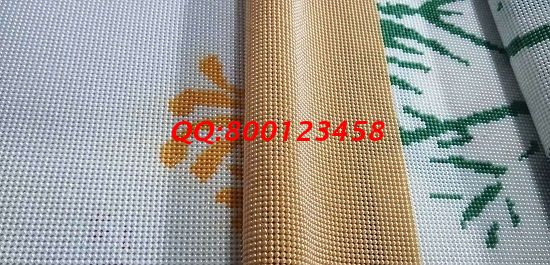 8月11日，可以寄到家做的手工活，想接正規(guī)廠家的手工活，就選擇十多年的老企業(yè)手工之家，圖為勵(lì)志珠珠繡成品細(xì)節(jié)實(shí)拍