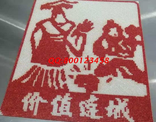 9月1日，我能做手工之家的珠繡正規(guī)供料的手工活嗎？答案是只要這樣就可以！圖為勵志珠珠繡成品細(xì)節(jié)實拍