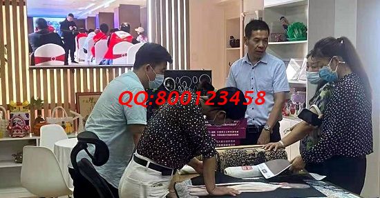 9月11日，把手工活拿回家做，選擇勵志珠珠繡外發(fā)手工活，因?yàn)檫@是對非遺傳統(tǒng)手工的傳承和創(chuàng)新，圖為手工之家接待考察合作加工客戶剪影