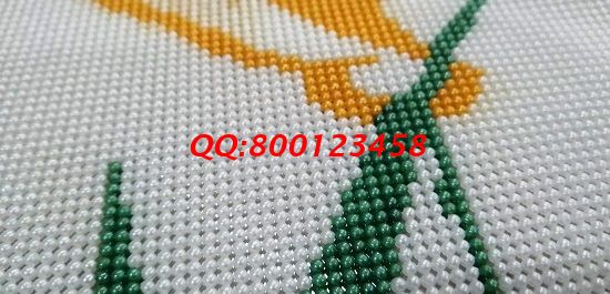 10月2日，想接正規(guī)廠家的手工活，這個可以帶回家做的手工活受到越來越多人的歡迎，手工之家勵志珠珠繡成品細(xì)節(jié)實(shí)拍