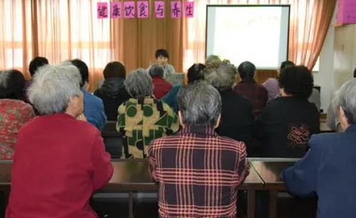 防騙在行動，手工之家提醒大家，這幾種騙老人的騙局要了解，要提防(圖1)