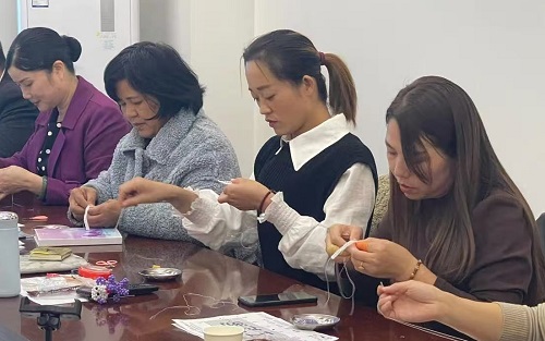 好好學(xué)、好好做，就會(huì)有收獲！ --- ---記手工之家各級(jí)代理技術(shù)培訓(xùn)優(yōu)秀學(xué)員申女士