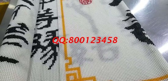 11月21日，想做手工活掙錢，可以寄到家做的手工活，就來(lái)手工之家這個(gè)可靠溫馨的大家庭，圖為勵(lì)志珠珠繡成品細(xì)節(jié)實(shí)拍
