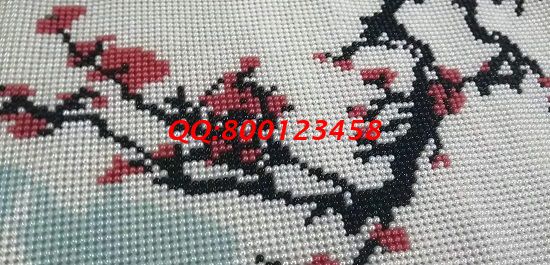 12月17日，冬天在家做手工活加工，可以帶回家做的手工活選手工之家的珠繡串珠手工活外發(fā)加工項(xiàng)目，圖為勵(lì)志珠珠繡成品細(xì)節(jié)實(shí)拍(圖1)