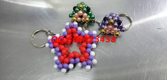 12月18日，想在家做手工活掙錢，找可以帶回家做的手工活，手工之家適合大家、也讓大家放心，圖為勵(lì)志珠珠繡串珠產(chǎn)品實(shí)拍(圖3)