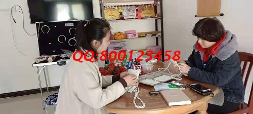 1月30日，正規(guī)手工活在家賺錢(qián)，可以寄到家做的手工活，選十多年的手工企業(yè)手工之家的珠繡串珠外發(fā)手工活，圖為各地加工人員工作室剪影