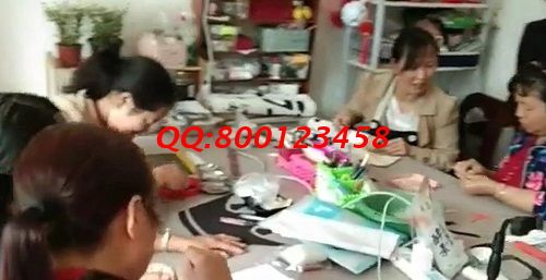 1月30日，正規(guī)手工活在家賺錢(qián)，可以寄到家做的手工活，選十多年的手工企業(yè)手工之家的珠繡串珠外發(fā)手工活，圖為各地加工人員工作室剪影