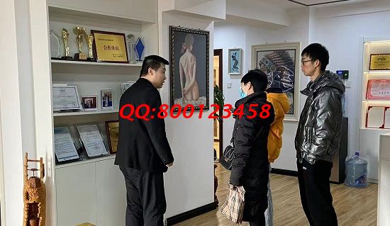 2月9日，手工活拿回家做，手工活兼職，手工之家的珠繡串珠是在家做手工活掙錢的好項目，圖為加工客戶現(xiàn)場實地考察合作剪影