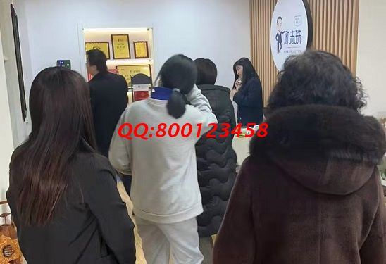 2月18日，家庭手工加工活回收，可以拿回家做的手工，來手工之家手工活接單平臺，圖為手工之家接待加工客戶現(xiàn)場考察合作剪影