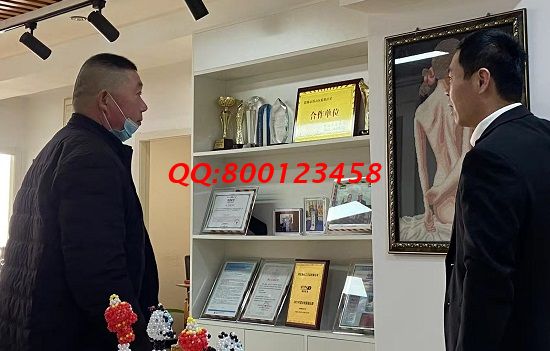 2月27日，純手工活外發(fā)加工，企業(yè)和手工活都讓人放心，十多年手工企業(yè)的珠繡串珠手工活加工項目靠譜，圖為手工之家接待考察合作加工客戶剪影