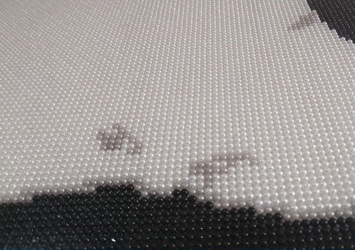 在家做串珠繡外包手工活，用心串每顆珠子，常年收獲滿(mǎn)滿(mǎn)(圖1)