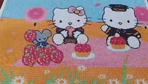 在家串制精美別致的珠繡藝品，常年足不出戶把錢賺(圖1)
