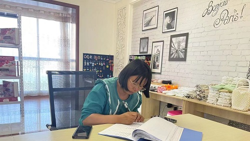 愛，是一切奮斗和成功的源泉 --- ---記手工之家優(yōu)秀合作伙伴云南楊女士