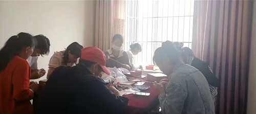 腳踏實(shí)地，每一步都有印記 --- --- 記手工之家優(yōu)秀合作伙伴云南楊女士