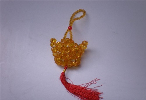 3月27日，純手工加工項(xiàng)目，拿回家做的手工，在手工之家,哪種合作者的收入比較好，圖為勵(lì)志珠珠繡串珠手工產(chǎn)品剪影