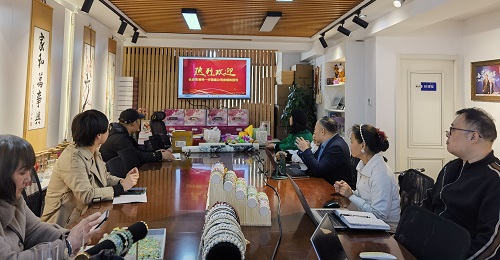 攜手搭舞臺，手工助就業(yè) —— 記長沙市溫馨助殘公益服務(wù)中心領(lǐng)導(dǎo)蒞臨手工之家