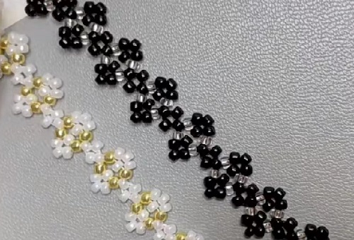 7月12日，在家做的手工活正規(guī)平臺(tái)，在家可以做的兼職工作，居家靈活就業(yè)好副業(yè)，開手工加工廠，手工之家純手工加工銷售讓合作人員收入很好，圖為串珠米珠繡手工產(chǎn)品剪影