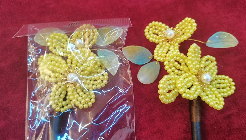 9月30日，拿回家做的手工副業(yè)創(chuàng)業(yè)，手工活可帶回家，做手工傳承官，居家靈活就業(yè)、輕資產(chǎn)創(chuàng)業(yè)，手工之家努力讓大家多掙錢，圖為串珠米珠繡手工產(chǎn)品剪影