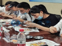 選擇串珠外接手工活，在家做手工活掙錢成為現實