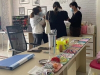 不賣關(guān)子，今天直接告訴你，手工之家到底如何幫你實(shí)現(xiàn)在家串珠子比上班多賺十倍的錢（付費(fèi)內(nèi)容，文章隨時(shí)下架）