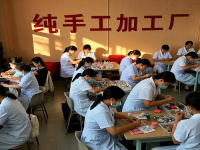 春節(jié)后不外出打工，在家輕資產(chǎn)創(chuàng)業(yè)真的靠譜，開純手工加工廠，讓很多人陪著家人把錢掙