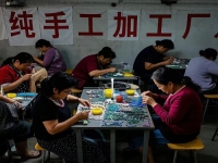 拿貨回家做，微創(chuàng)業(yè)在家開(kāi)手工加工廠，比外出打工“好”在哪里