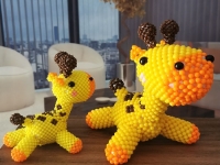 串珠米珠繡純手工產(chǎn)品展示，精美的掛件飾品
